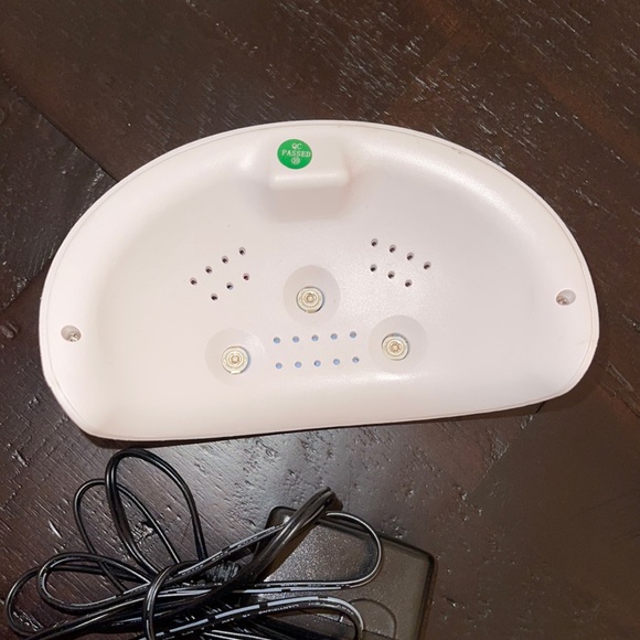 Mini Led/UV Gel Manicure Light - Picture 2 of 2